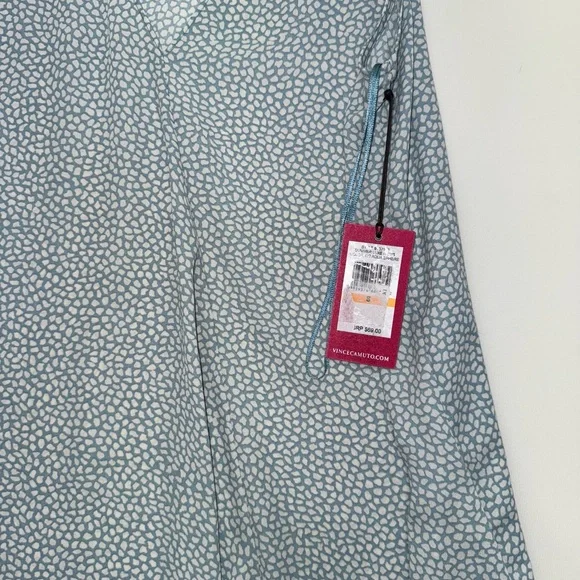 Vince Camuto Women's sleeveless V-neck swing Tank Top, Size M - Picture 2 of 5